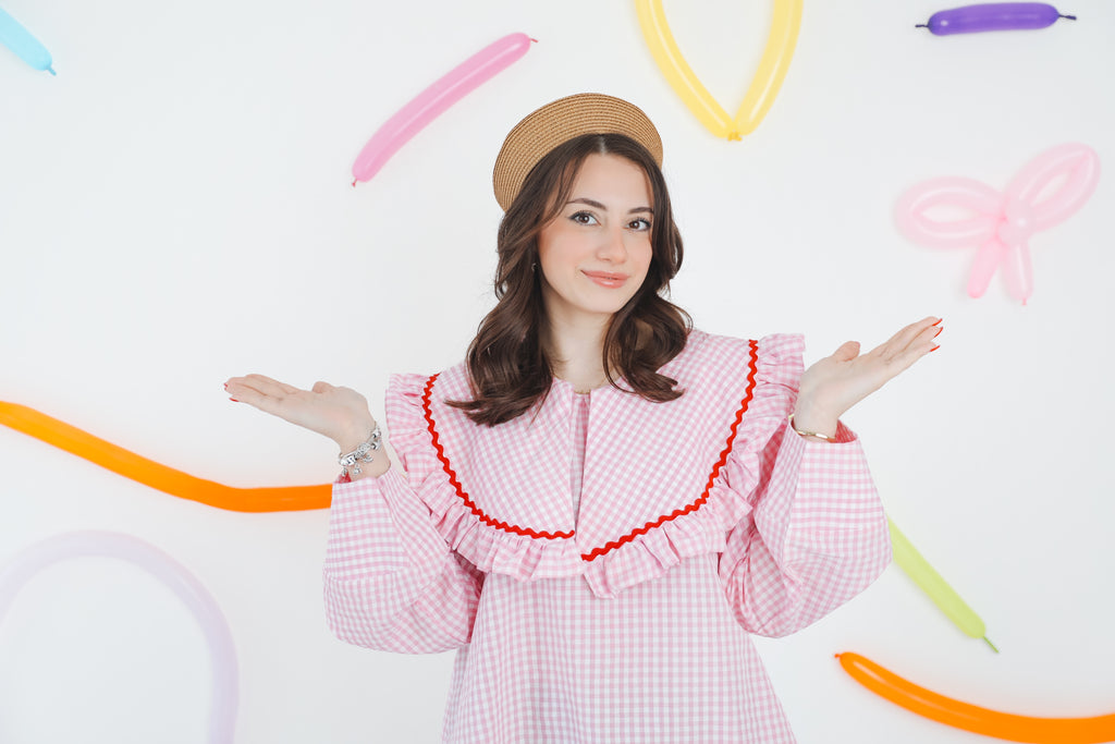 GIGI Candy Blouse